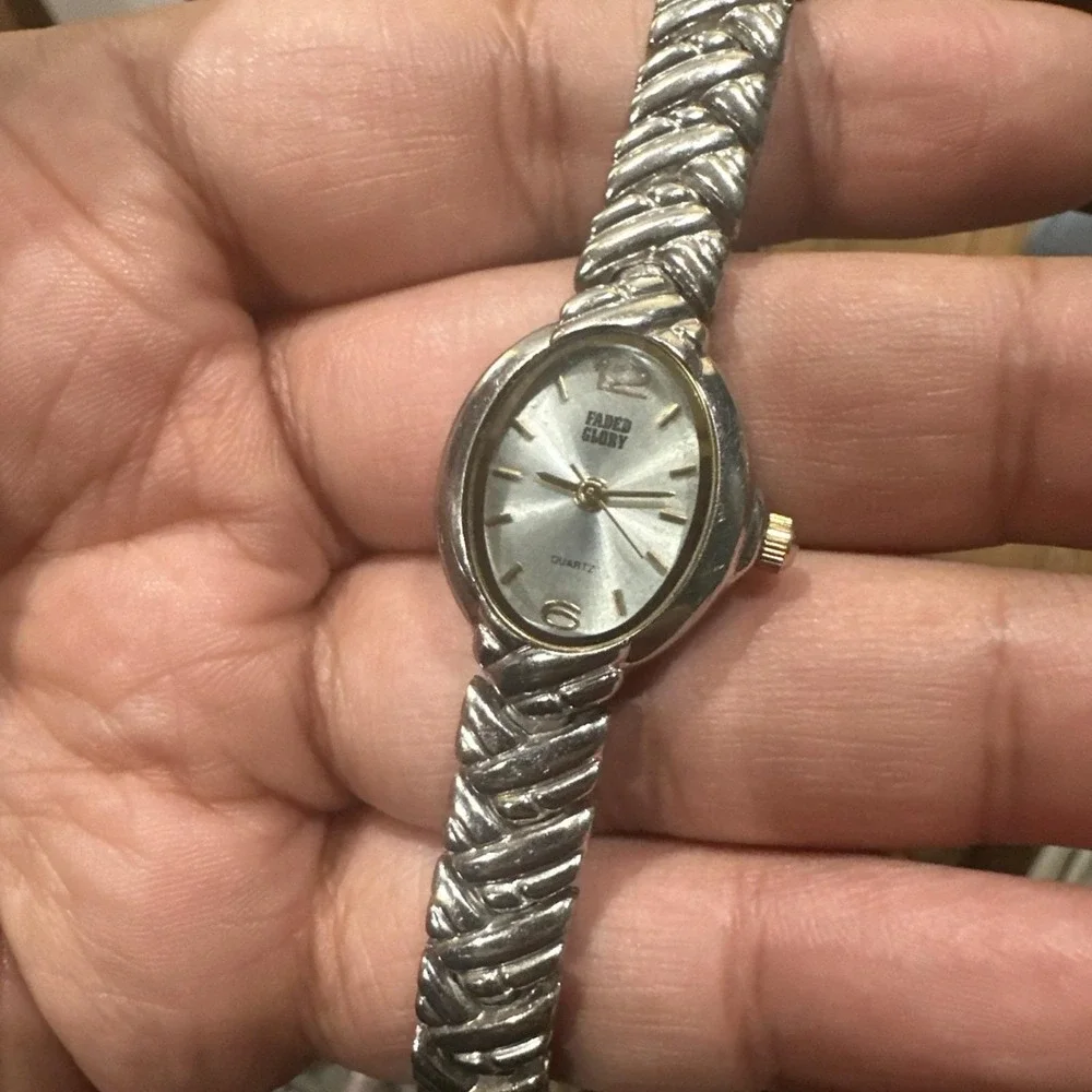 Working Faded Glory Silver 20mm Women's Watch Bracelet‎ Band Analog Fit 7.5in